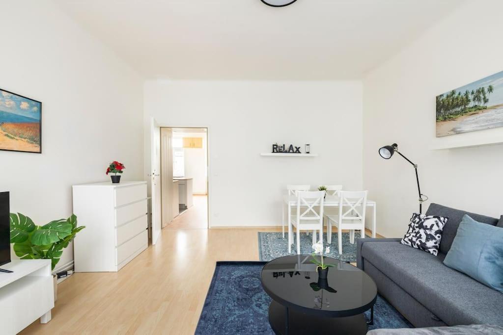 Beautiful 1 Bedroom Apartment Near Schoenbrunn Vienna Luaran gambar