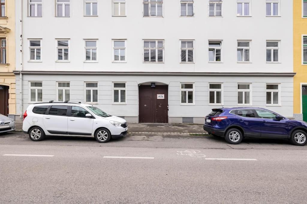 Beautiful 1 Bedroom Apartment Near Schoenbrunn Vienna Luaran gambar